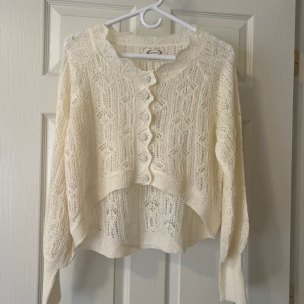 Joyfolie Jelina Button Down High Low Crochet Sweater in Cream NWOT - Size S - Picture 6 of 13